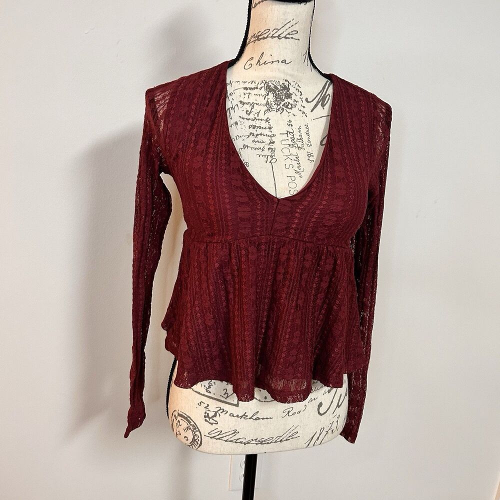 Ruby & Jewell Lace Peplum Top XS Burgundy Sheer Boho Long Sleeve V Neck - Picture 2 of 8